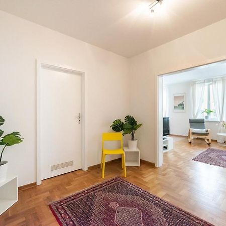 New Town Spacious Apartment Varsó Kültér fotó