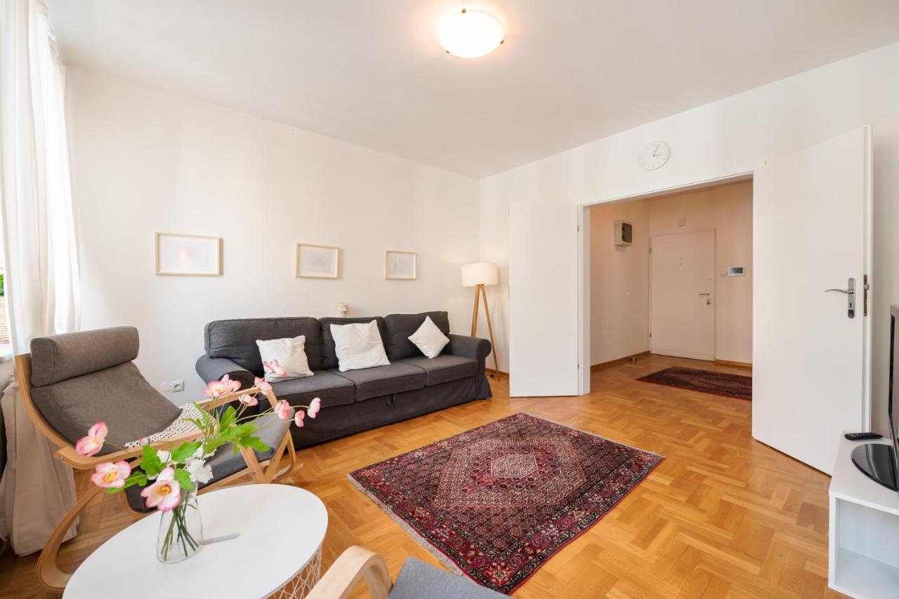 New Town Spacious Apartment Varsó Kültér fotó